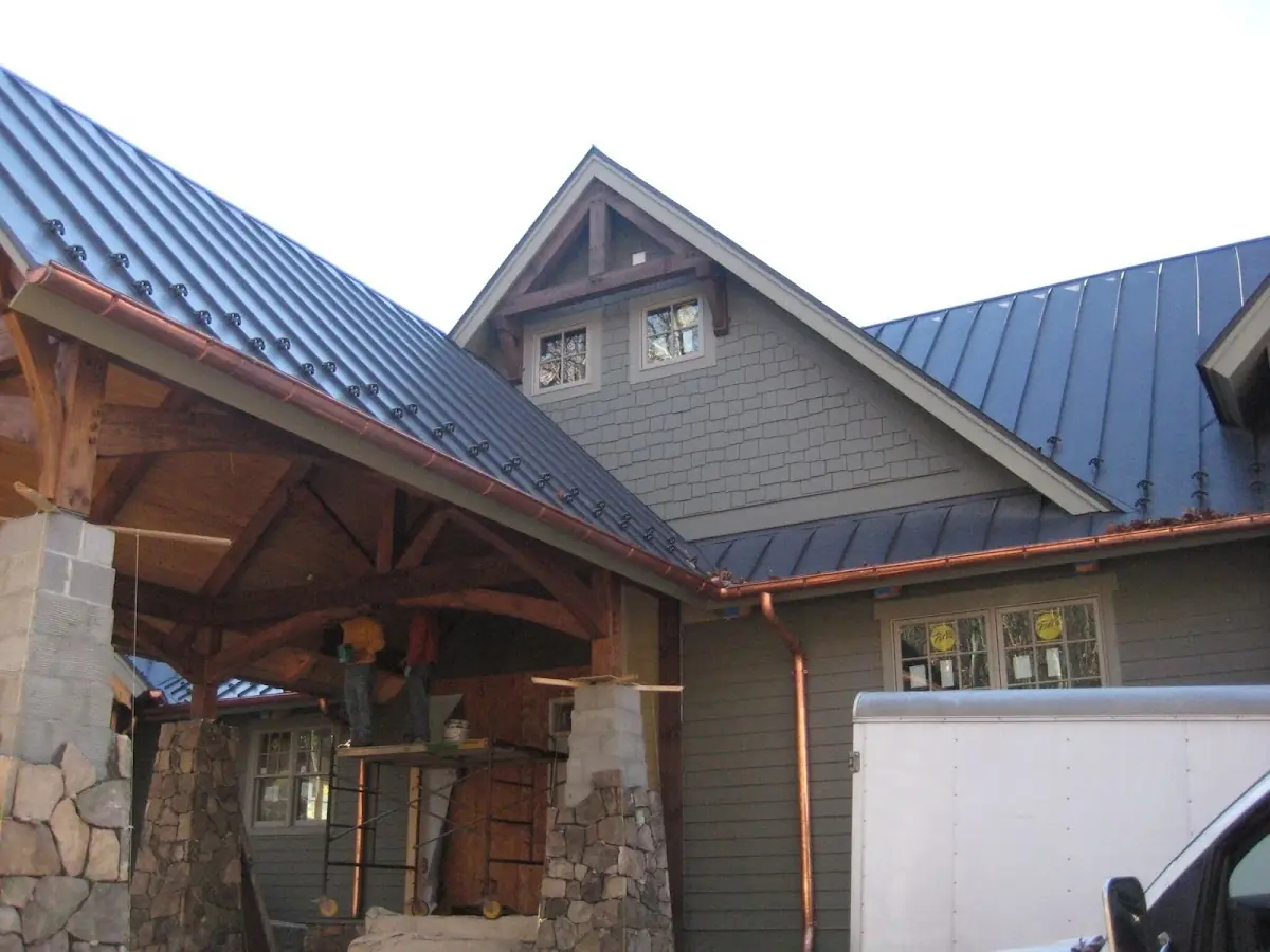 Craftsman Roofing team delivering quality roofing work in Jumbo